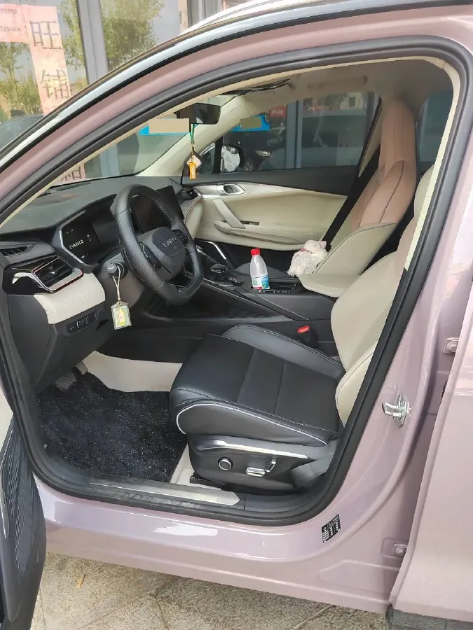 2023 LYNK&CO 03 1.5T 181HP L4 7DCT,autocango,china used car exporter,china ev exporter,chinese used car exporter,chinese used ev exporter