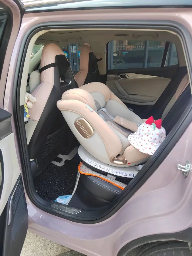 2023 LYNK&CO 03 1.5T 181HP L4 7DCT,autocango,china used car exporter,china ev exporter,chinese used car exporter,chinese used ev exporter