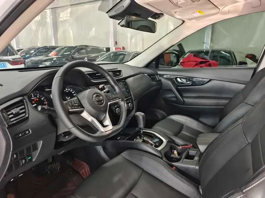 2020 Nissan X-Trail 2.0L 154HP L4 CVT,autocango,china used car exporter,china ev exporter,chinese used car exporter,chinese used ev exporter
