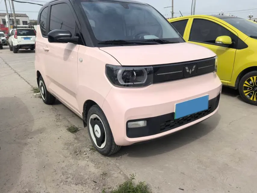 2022 WuLing HongGuang MINI EV BEV 9KWH,autocango,china used car exporter,china ev exporter,chinese used car exporter,chinese used ev exporter