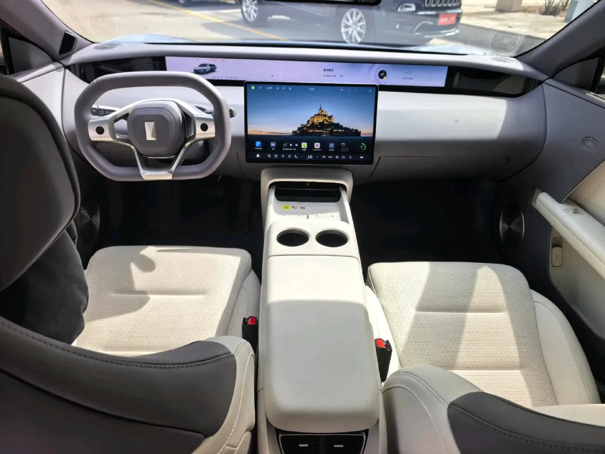 2025 Avatr 06 REEV 156HP REEV,autocango,china used car exporter,china ev exporter,chinese used car exporter,chinese used ev exporter