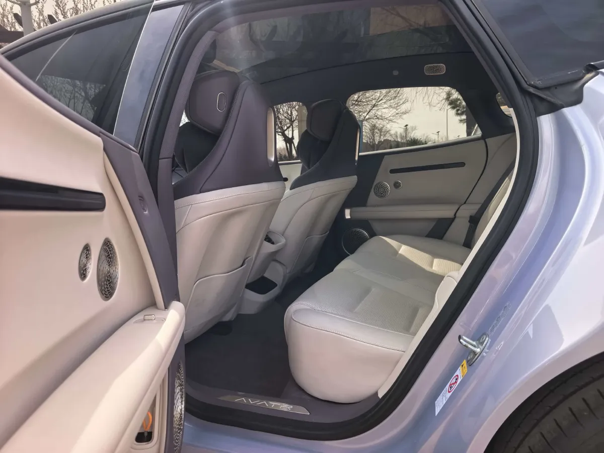 2025 Avatr 06 REEV 156HP REEV,autocango,china used car exporter,china ev exporter,chinese used car exporter,chinese used ev exporter