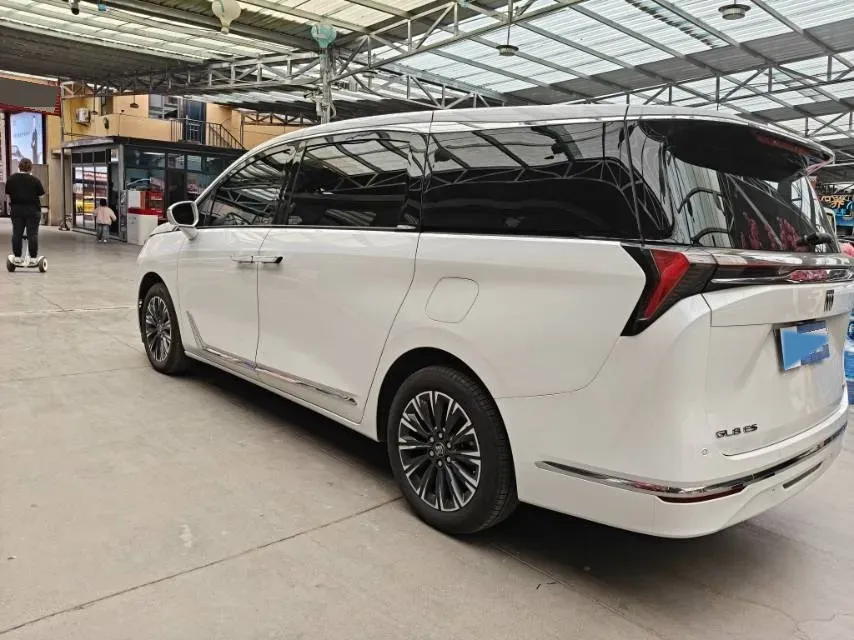 2025 Buick GL8 2.0T 237HP L4 9AT,autocango,china used car exporter,china ev exporter,chinese used car exporter,chinese used ev exporter