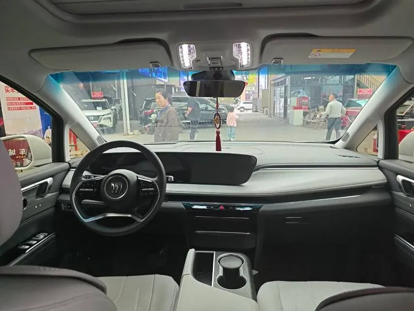 2025 Buick GL8 2.0T 237HP L4 9AT,autocango,china used car exporter,china ev exporter,chinese used car exporter,chinese used ev exporter