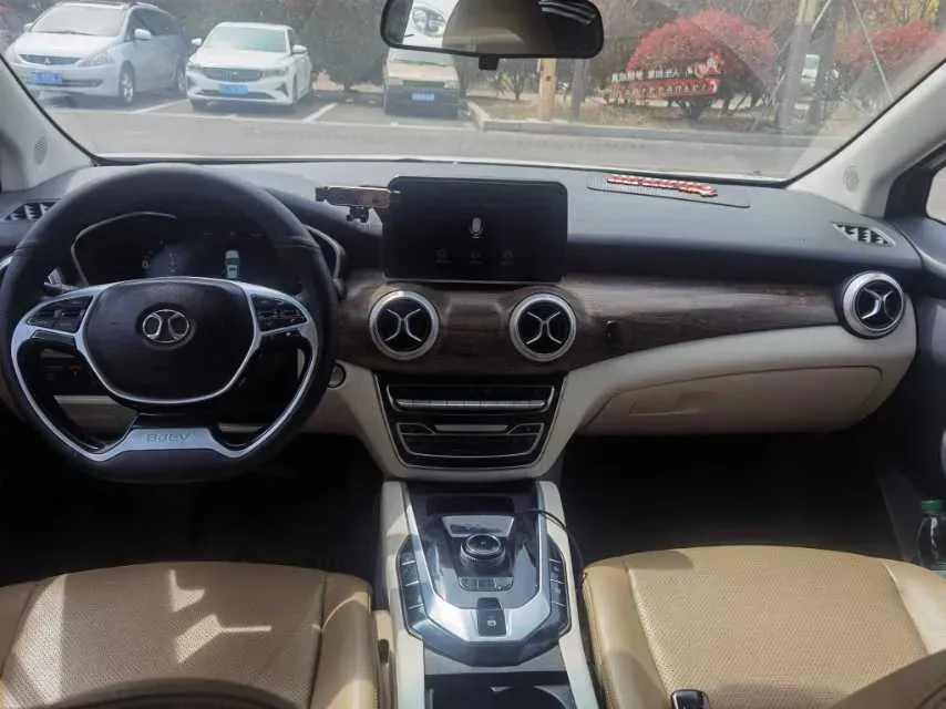 2018 BeiJing Auto EU5 BEV 53.66KWH,autocango,china used car exporter,china ev exporter,chinese used car exporter,chinese used ev exporter