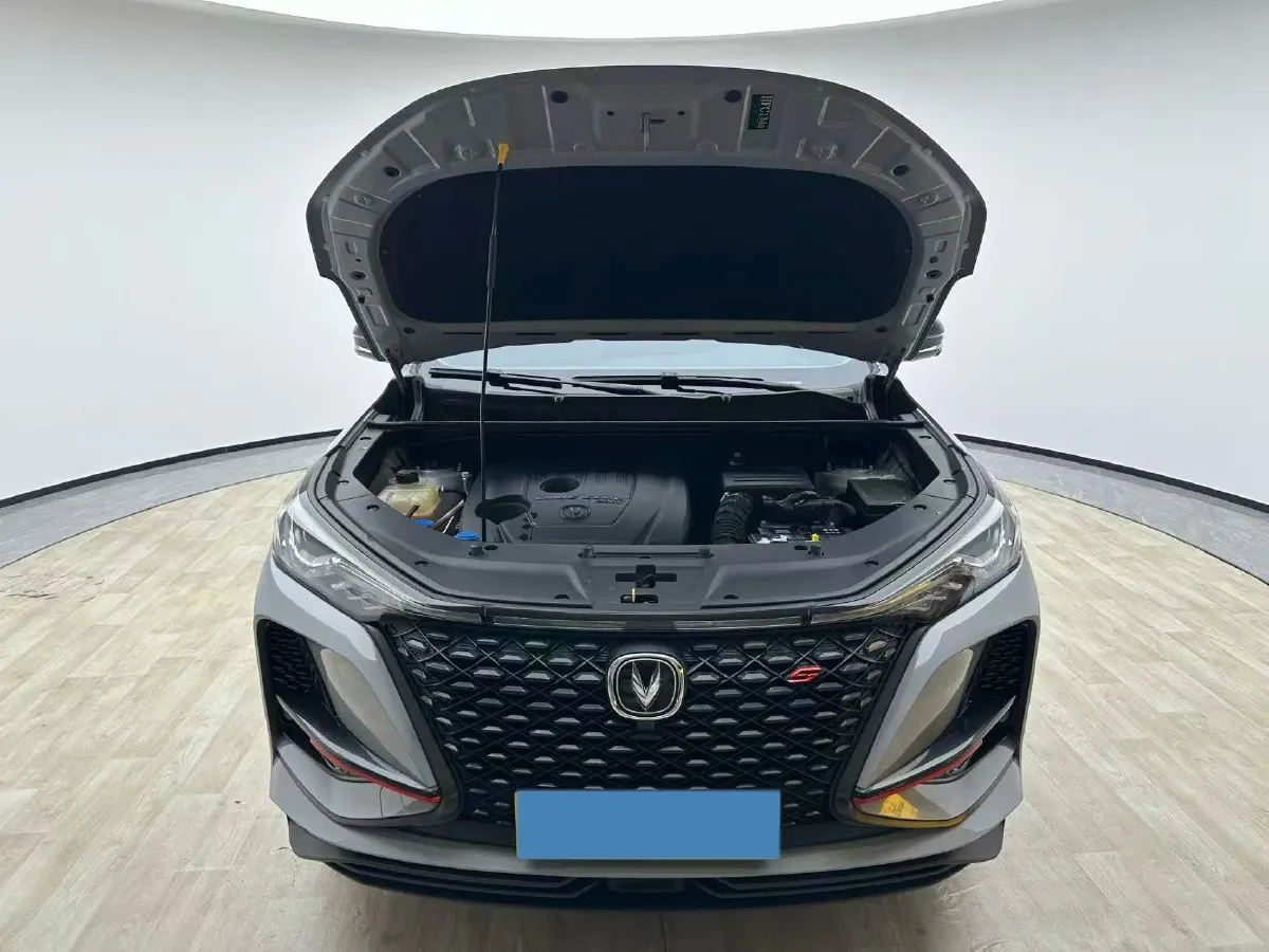 2021 ChangAn CS75 Plus 1.5T 178HP L4 6AT,autocango,china used car exporter,china ev exporter,chinese used car exporter,chinese used ev exporter