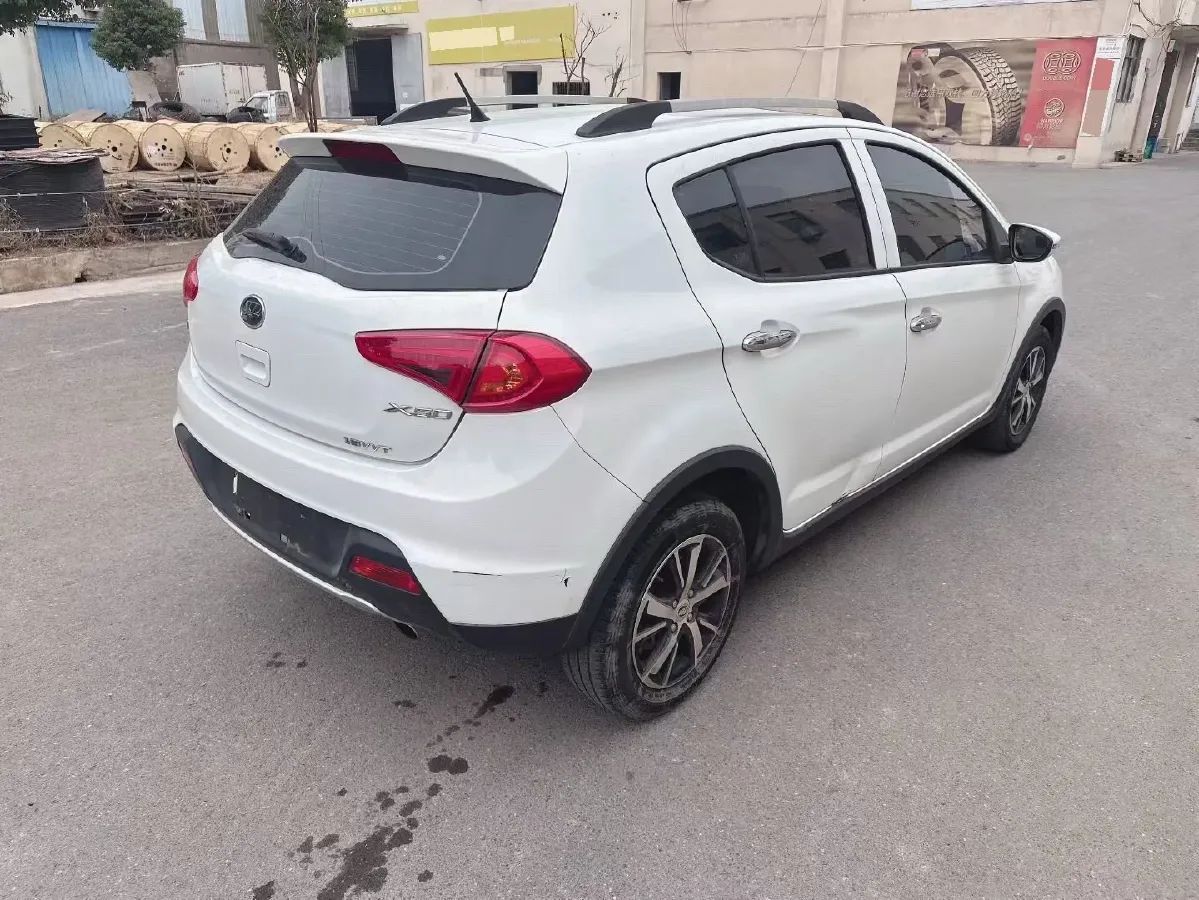 2014 LiFan X50 1.5L 103HP L4 5MT,autocango,china used car exporter,china ev exporter,chinese used car exporter,chinese used ev exporter