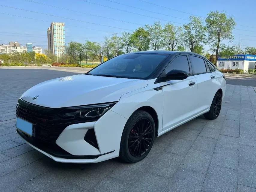 2021 DongFeng Aeolus YiXuan MAX 1.5T 190HP L4 7DCT,autocango,china used car exporter,china ev exporter,chinese used car exporter,chinese used ev exporter