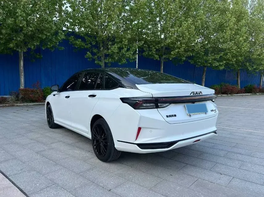 2021 DongFeng Aeolus YiXuan MAX 1.5T 190HP L4 7DCT,autocango,china used car exporter,china ev exporter,chinese used car exporter,chinese used ev exporter