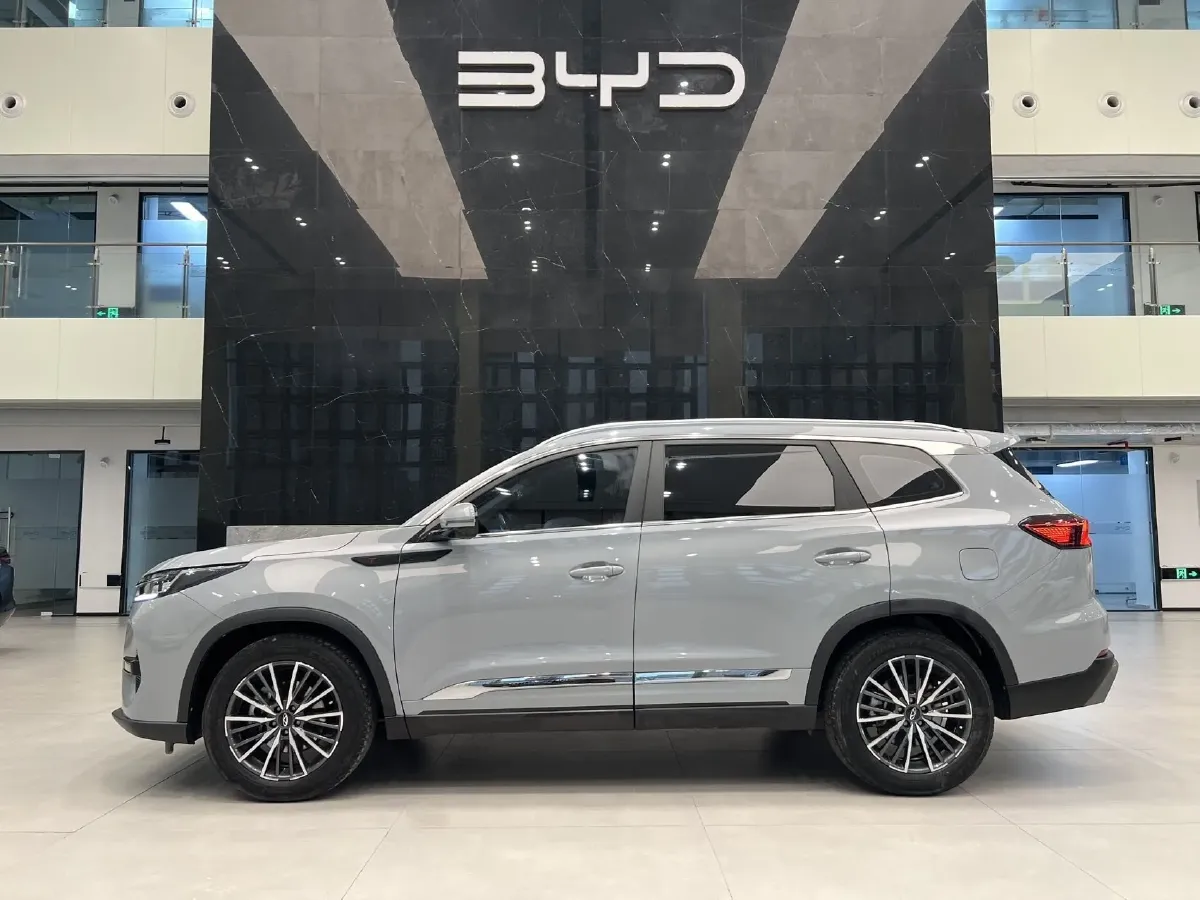 2024 Chery Tiggo 8 PRO 1.6T 197HP L4 7DCT,autocango,china used car exporter,china ev exporter,chinese used car exporter,chinese used ev exporter