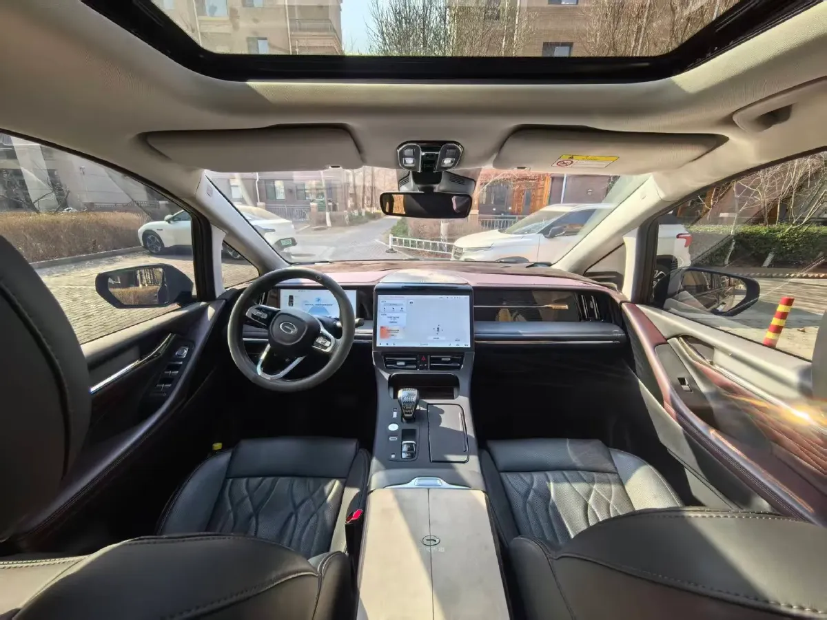 2024 GAC Trumpchi M8 2.0T 190HP L4 2DHT Hybrid,autocango,china used car exporter,china ev exporter,chinese used car exporter,chinese used ev exporter