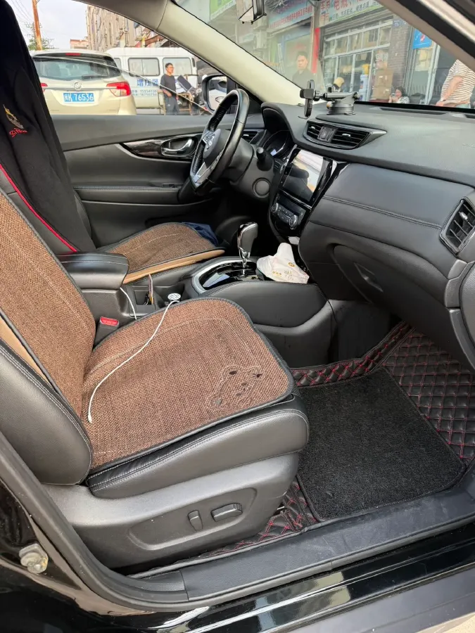 2019 Nissan X-Trail 2.0L 154HP L4 CVT,autocango,china used car exporter,china ev exporter,chinese used car exporter,chinese used ev exporter