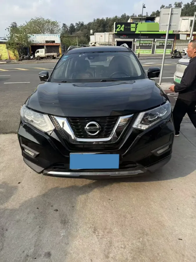 2019 Nissan X-Trail 2.0L 154HP L4 CVT,autocango,china used car exporter,china ev exporter,chinese used car exporter,chinese used ev exporter