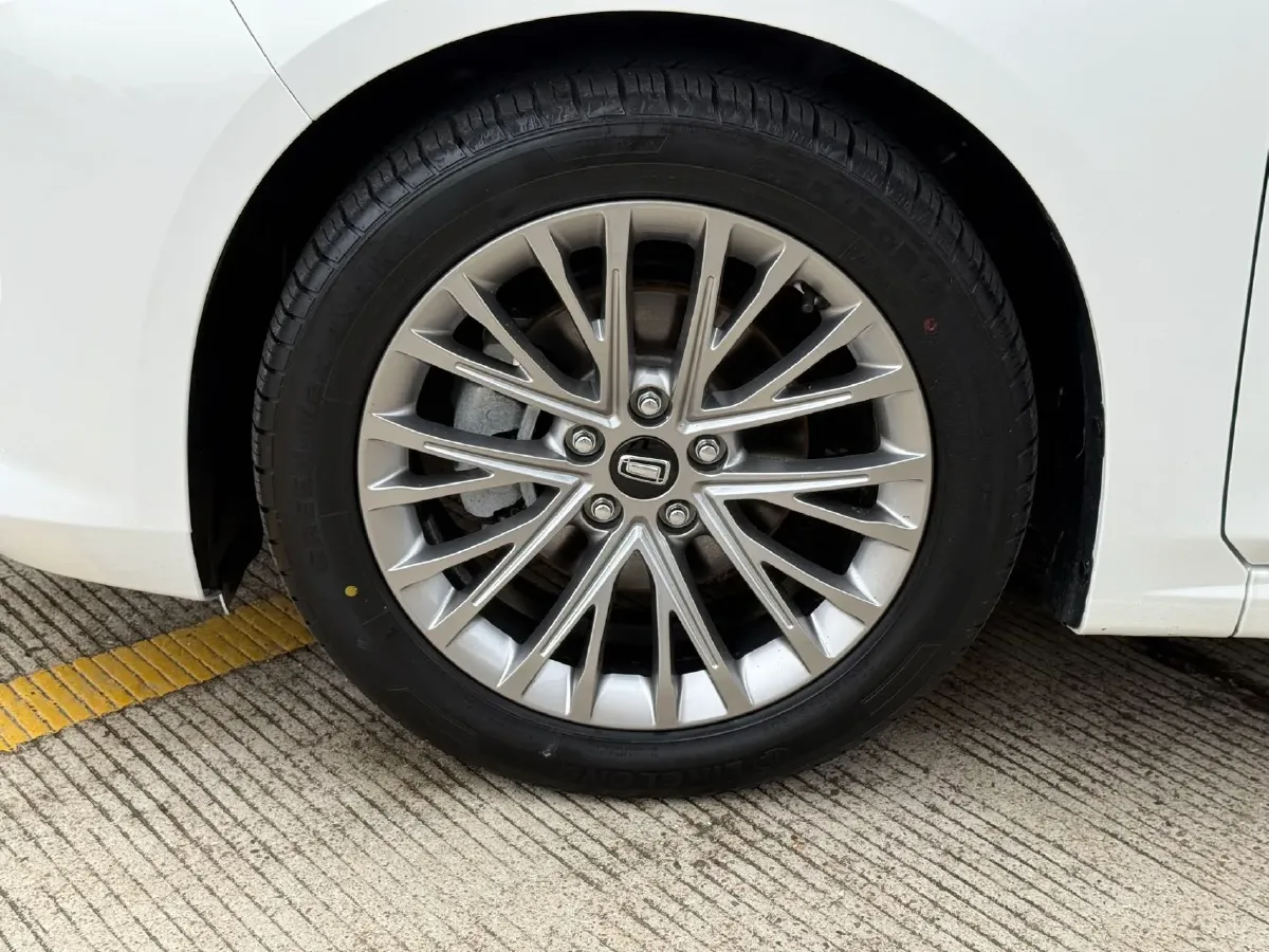 2025 Bestune B70 1.5T 169HP L4 7DCT,autocango,china used car exporter,china ev exporter,chinese used car exporter,chinese used ev exporter