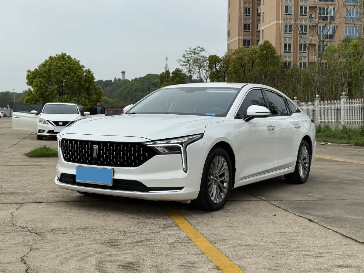 2025 Bestune B70 1.5T 169HP L4 7DCT,autocango,china used car exporter,china ev exporter,chinese used car exporter,chinese used ev exporter