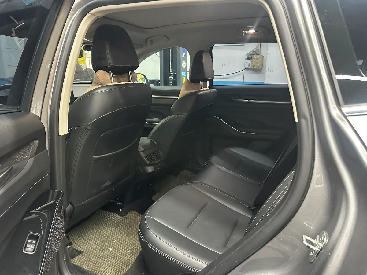 2021 Haval H6 2.0T 211HP L4 7DCT,autocango,china used car exporter,china ev exporter,chinese used car exporter,chinese used ev exporter