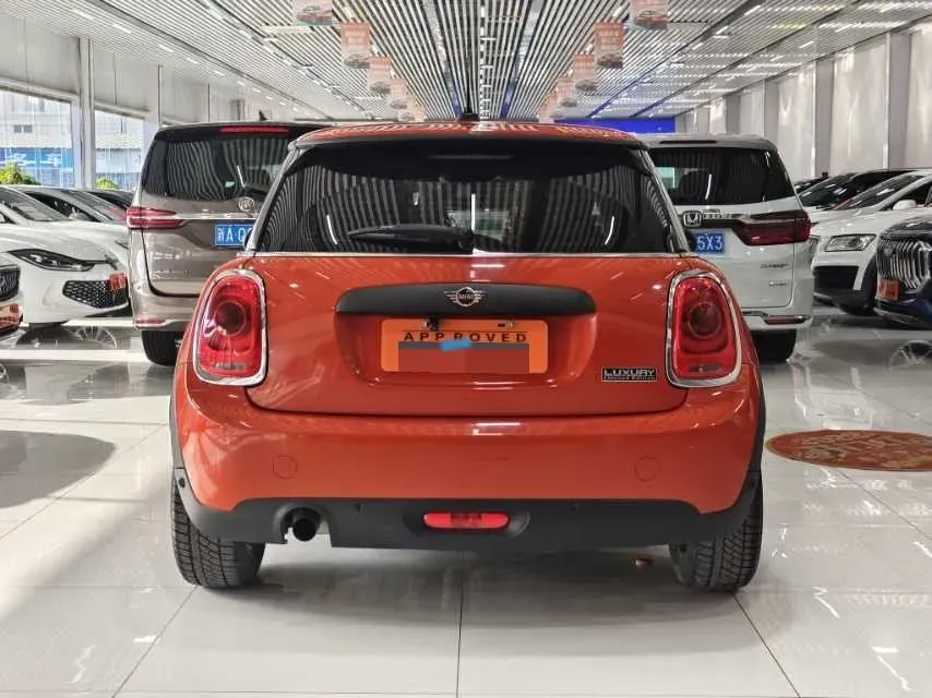2019 MINI MINI 1.5T 102HP L3 7DCT,autocango,china used car exporter,china ev exporter,chinese used car exporter,chinese used ev exporter