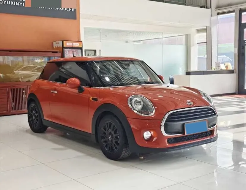 2019 MINI MINI 1.5T 102HP L3 7DCT,autocango,china used car exporter,china ev exporter,chinese used car exporter,chinese used ev exporter