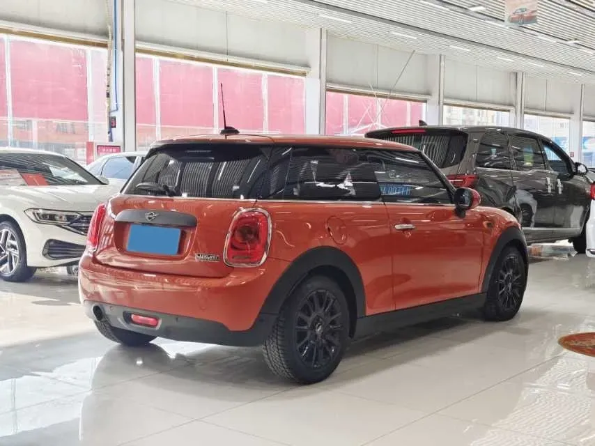 2019 MINI MINI 1.5T 102HP L3 7DCT,autocango,china used car exporter,china ev exporter,chinese used car exporter,chinese used ev exporter