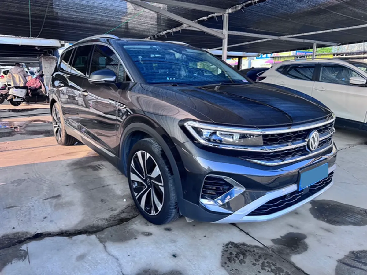 2023 Volkswagen Talagon 2.0T 220HP L4 7DCT,autocango,china used car exporter,china ev exporter,chinese used car exporter,chinese used ev exporter