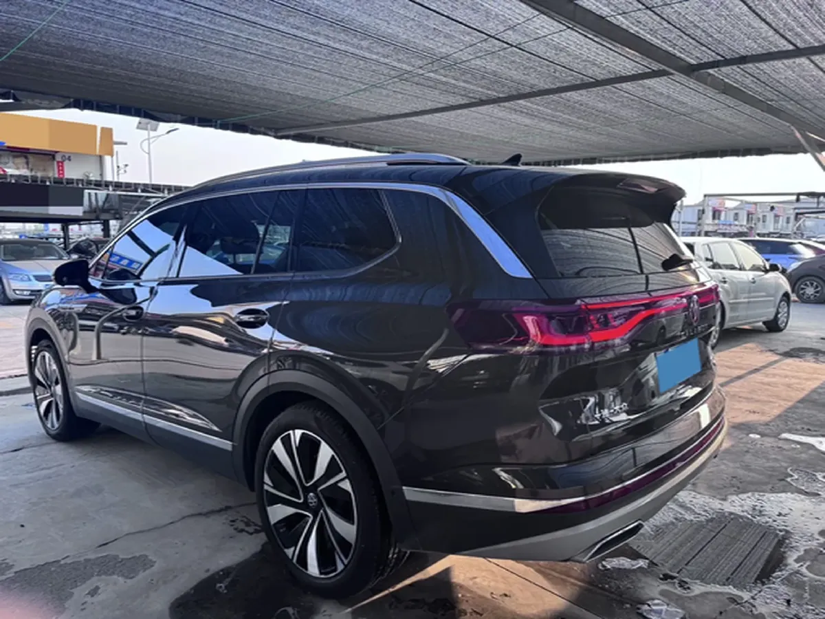 2023 Volkswagen Talagon 2.0T 220HP L4 7DCT,autocango,china used car exporter,china ev exporter,chinese used car exporter,chinese used ev exporter