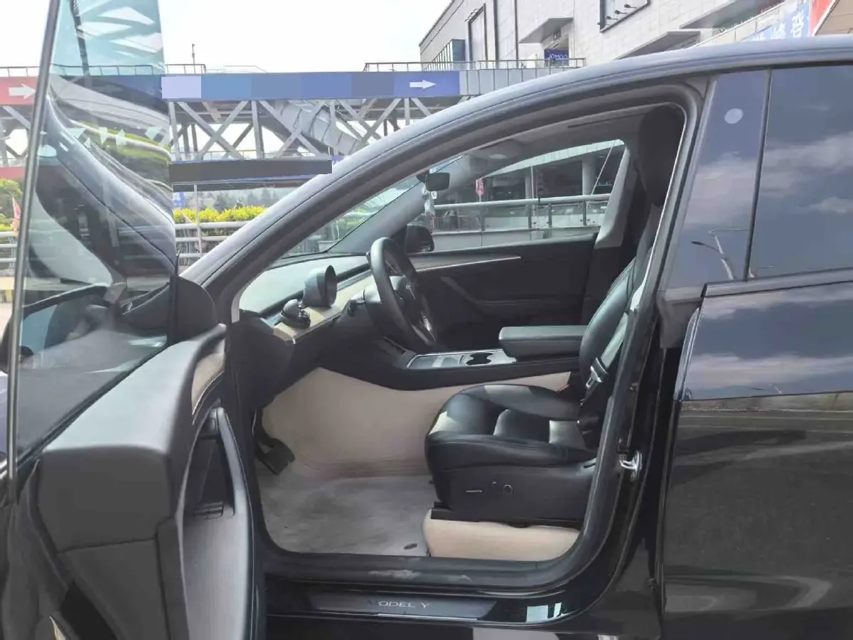 2022 Tesla Model Y BEV 60KWH,autocango,china used car exporter,china ev exporter,chinese used car exporter,chinese used ev exporter