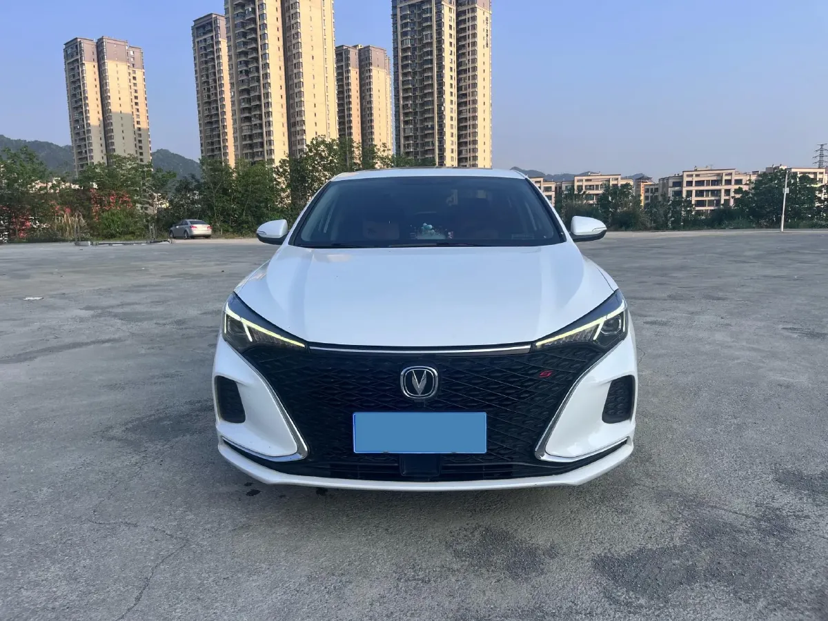 2020 ChangAn Eado 1.4T 158HP L4 7DCT,autocango,china used car exporter,china ev exporter,chinese used car exporter,chinese used ev exporter