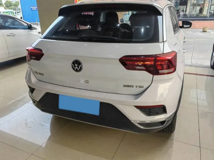 2022 Volkswagen T-Roc 1.4T 150HP L4 7DCT,autocango,china used car exporter,china ev exporter,chinese used car exporter,chinese used ev exporter