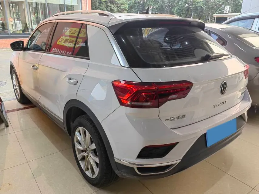 2022 Volkswagen T-Roc 1.4T 150HP L4 7DCT,autocango,china used car exporter,china ev exporter,chinese used car exporter,chinese used ev exporter