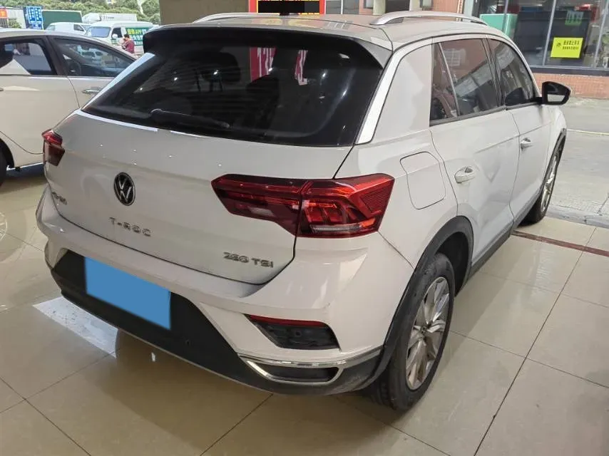 2022 Volkswagen T-Roc 1.4T 150HP L4 7DCT,autocango,china used car exporter,china ev exporter,chinese used car exporter,chinese used ev exporter
