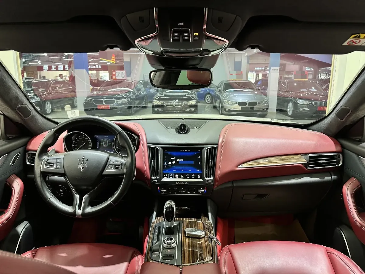 2018 Maserati Levante 3.0T 350HP V6 8AT,autocango,china used car exporter,china ev exporter,chinese used car exporter,chinese used ev exporter