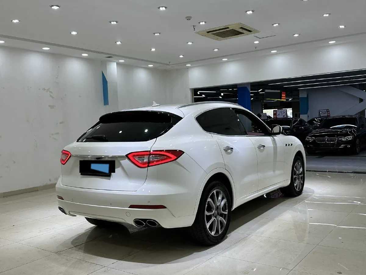 2018 Maserati Levante 3.0T 350HP V6 8AT,autocango,china used car exporter,china ev exporter,chinese used car exporter,chinese used ev exporter