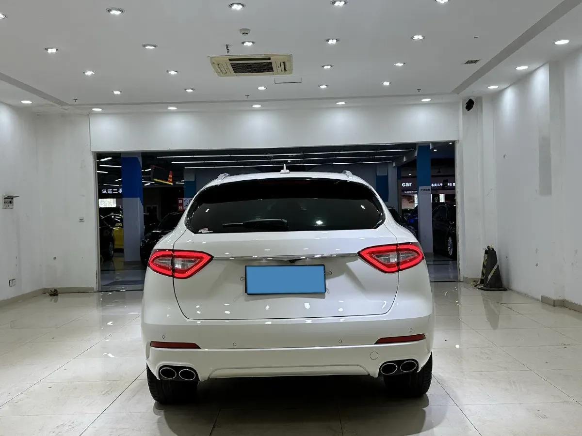 2018 Maserati Levante 3.0T 350HP V6 8AT,autocango,china used car exporter,china ev exporter,chinese used car exporter,chinese used ev exporter