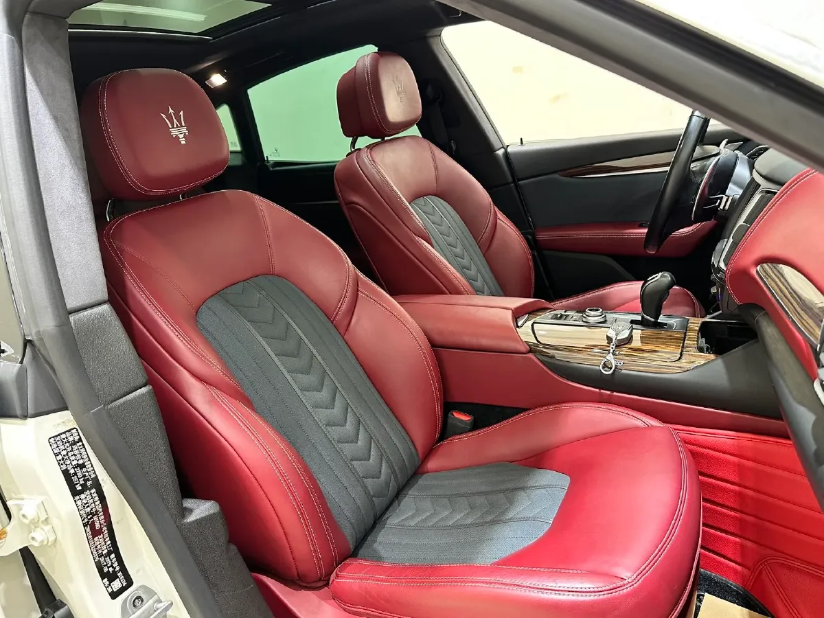 2018 Maserati Levante 3.0T 350HP V6 8AT,autocango,china used car exporter,china ev exporter,chinese used car exporter,chinese used ev exporter