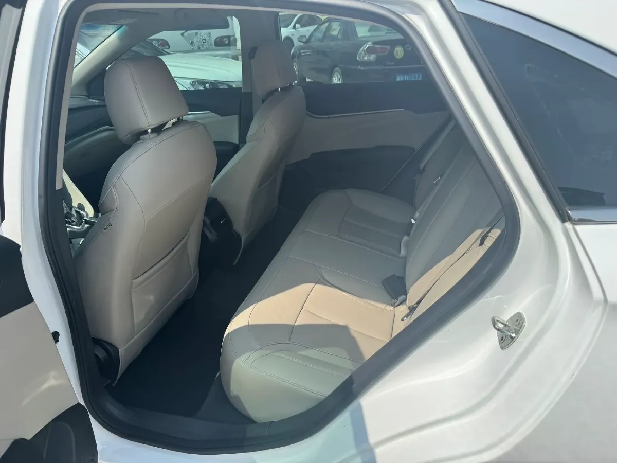 2019 Buick Excelle 1.0T 125HP L3 6DCT,autocango,china used car exporter,china ev exporter,chinese used car exporter,chinese used ev exporter