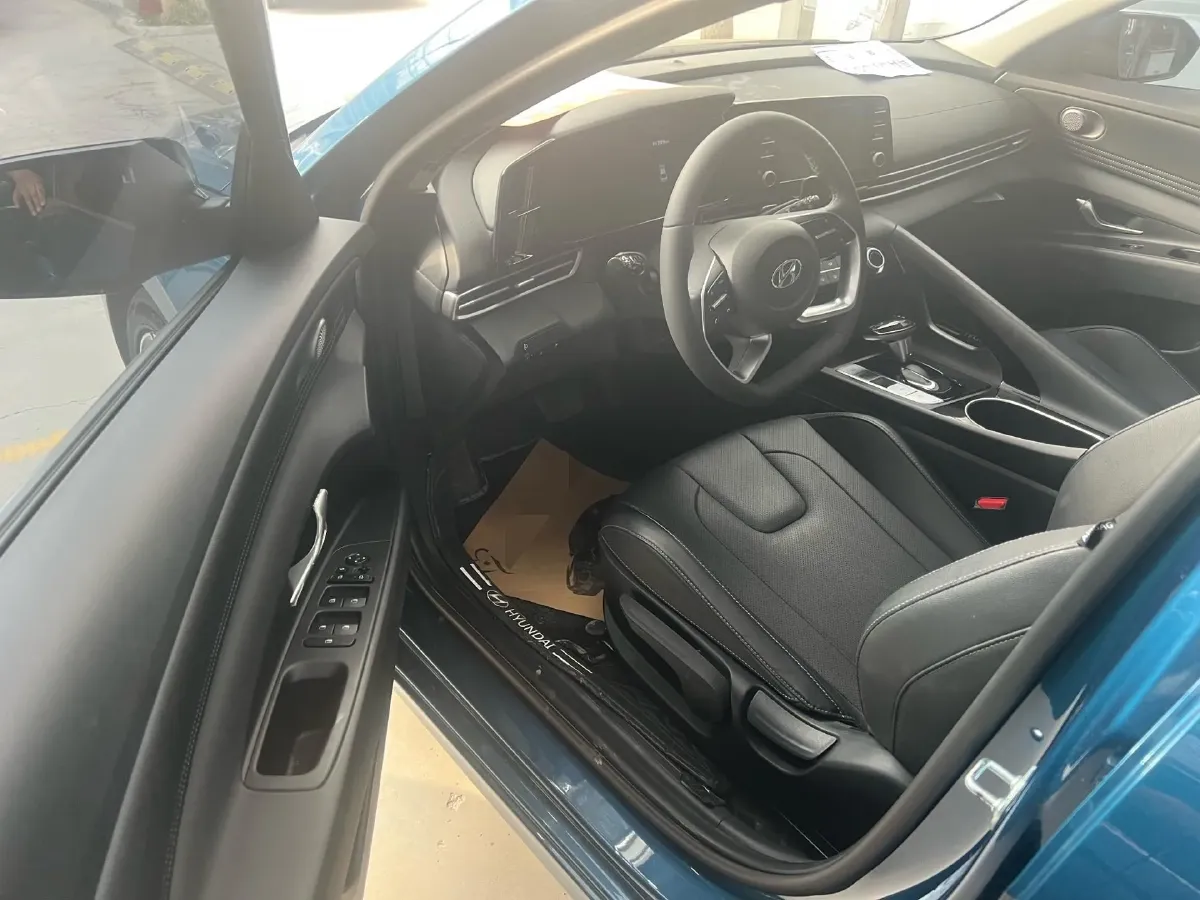 2023 Hyundai Elantra 1.5L 115HP L4 CVT,autocango,china used car exporter,china ev exporter,chinese used car exporter,chinese used ev exporter