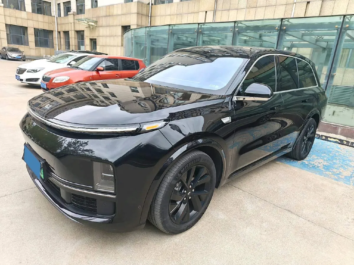 2023 Li L8 Range Extended 154HP REEV 40.9KWH,autocango,china used car exporter,china ev exporter,chinese used car exporter,chinese used ev exporter