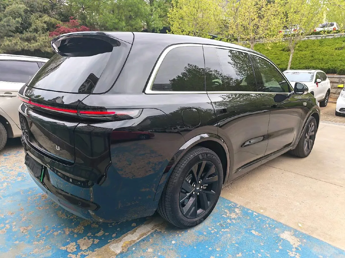 2023 Li L8 Range Extended 154HP REEV 40.9KWH,autocango,china used car exporter,china ev exporter,chinese used car exporter,chinese used ev exporter