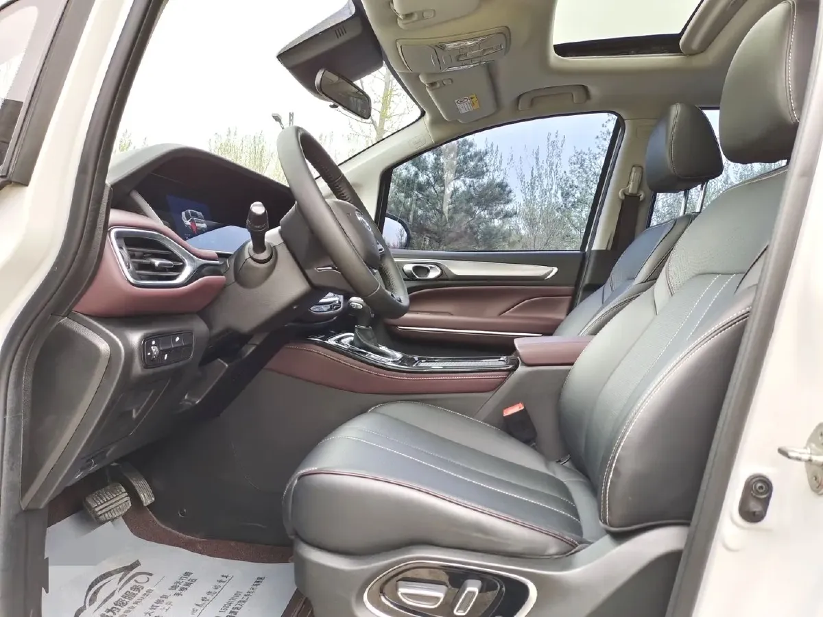 2023 GAC Trumpchi M6 1.5T 177HP L4 7DCT,autocango,china used car exporter,china ev exporter,chinese used car exporter,chinese used ev exporter