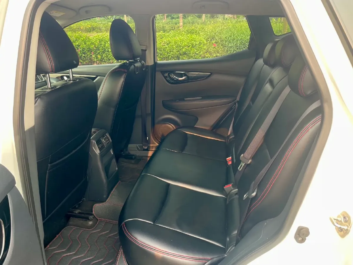 2021 Nissan Qashqai 2.0L 151HP L4 CVT,autocango,china used car exporter,china ev exporter,chinese used car exporter,chinese used ev exporter