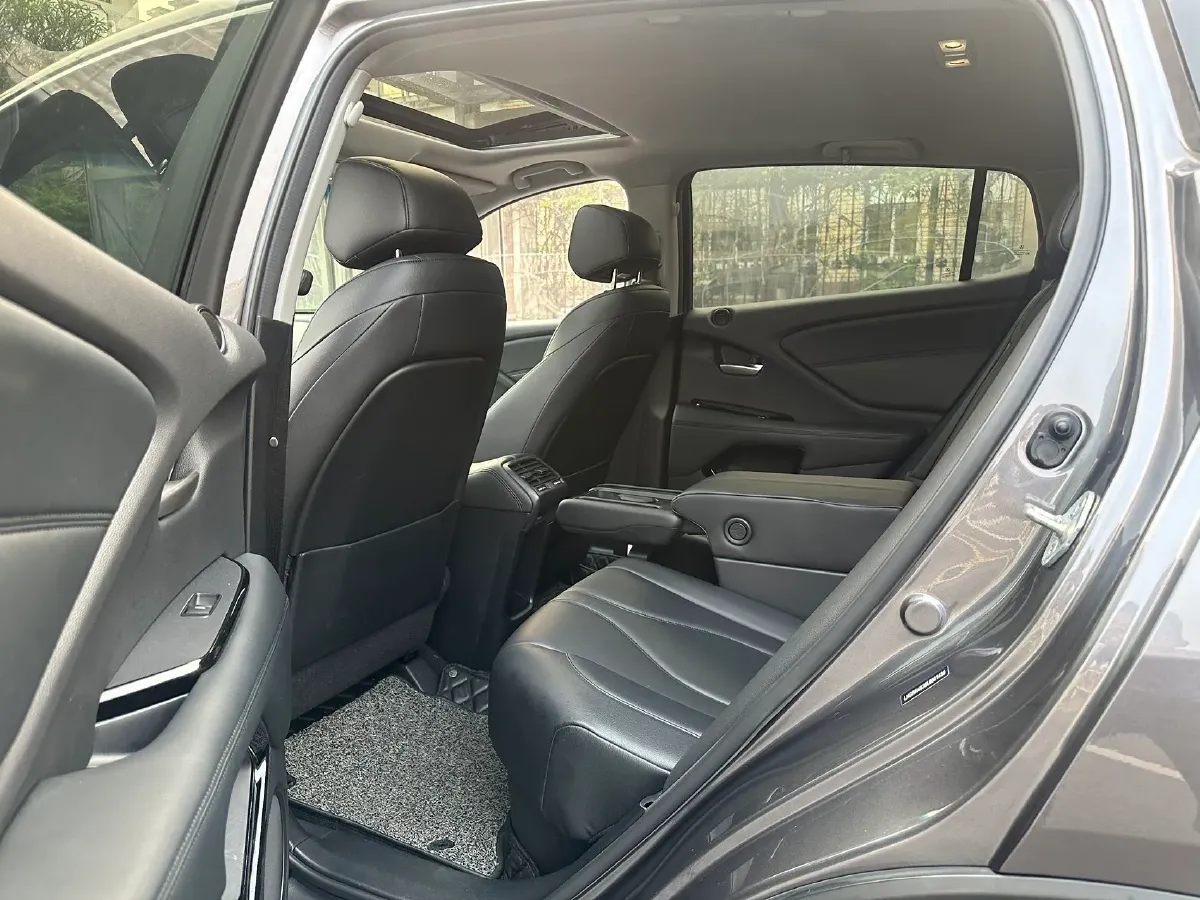 2019 Acura CDX 1.5T 182HP L4 8DCT,autocango,china used car exporter,china ev exporter,chinese used car exporter,chinese used ev exporter