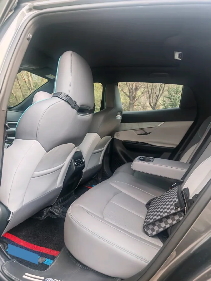 2023 ChangAn UNI-T 1.5T 188HP L4 7DCT,autocango,china used car exporter,china ev exporter,chinese used car exporter,chinese used ev exporter