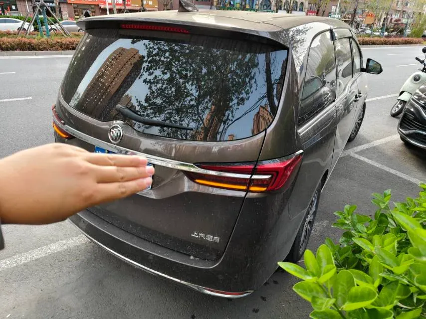 2023 Buick GL8 2.0T 237HP L4 9AT,autocango,china used car exporter,china ev exporter,chinese used car exporter,chinese used ev exporter