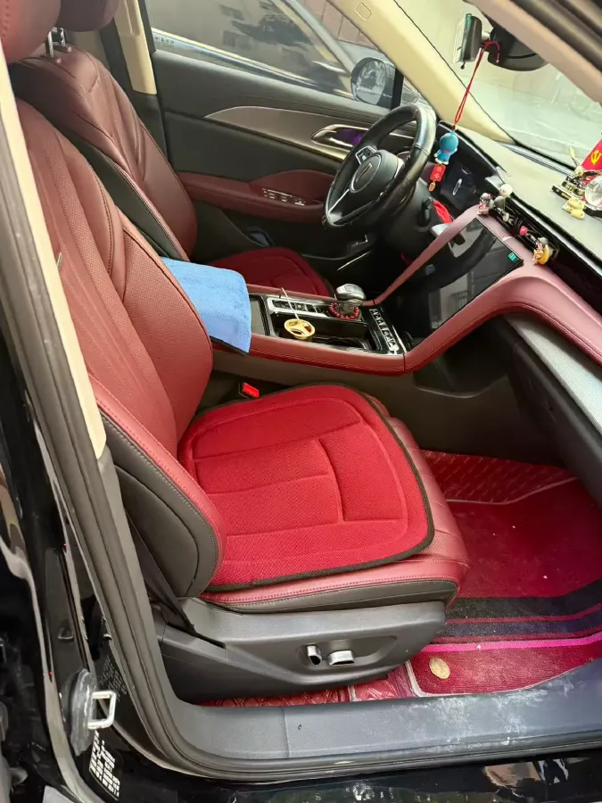 2023 HongQi H5 1.5T 169HP L4 7DCT,autocango,china used car exporter,china ev exporter,chinese used car exporter,chinese used ev exporter