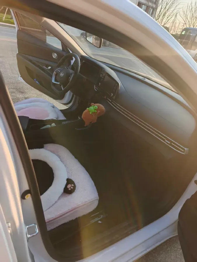 2023 Hyundai Elantra 1.5L 115HP L4 CVT,autocango,china used car exporter,china ev exporter,chinese used car exporter,chinese used ev exporter