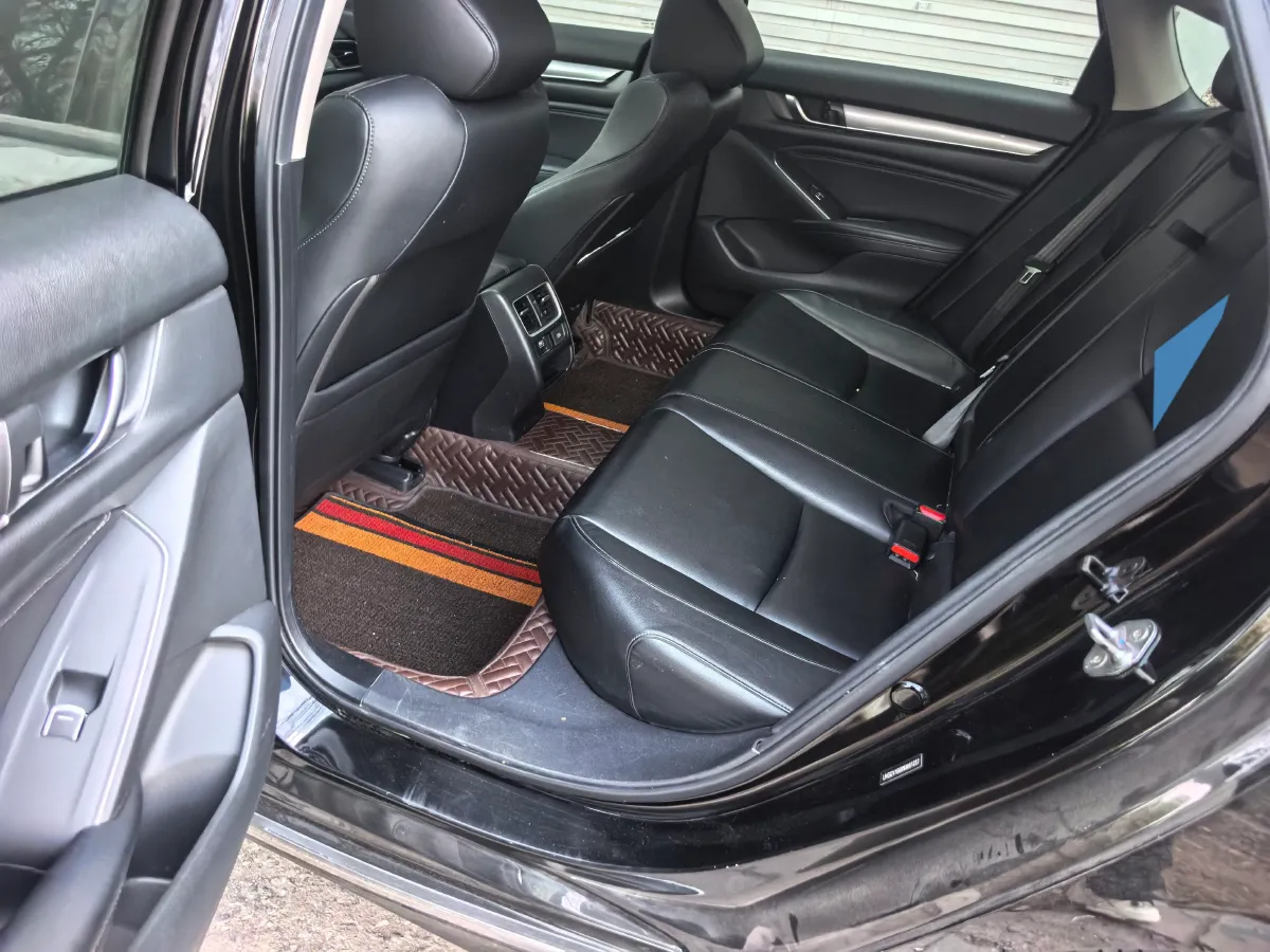 2022 Honda Accord 1.5T 194HP L4 CVT,autocango,china used car exporter,china ev exporter,chinese used car exporter,chinese used ev exporter