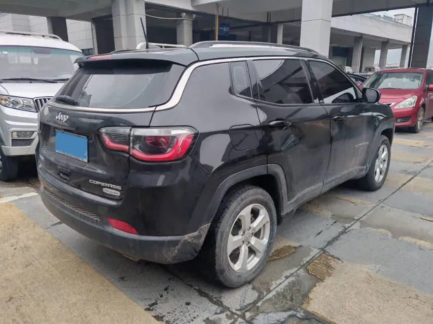 2019 Jeep Compass 1.3T 173HP L4 7DCT,autocango,china used car exporter,china ev exporter,chinese used car exporter,chinese used ev exporter