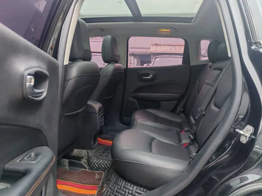 2019 Jeep Compass 1.3T 173HP L4 7DCT,autocango,china used car exporter,china ev exporter,chinese used car exporter,chinese used ev exporter