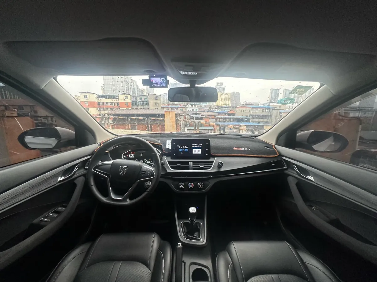 2019 BaoJun 360 1.5L 105HP L4 6MT,autocango,china used car exporter,china ev exporter,chinese used car exporter,chinese used ev exporter