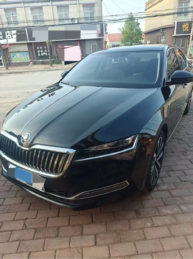 2023 Skoda Superb 1.4T 150HP L4 7DCT,autocango,china used car exporter,china ev exporter,chinese used car exporter,chinese used ev exporter